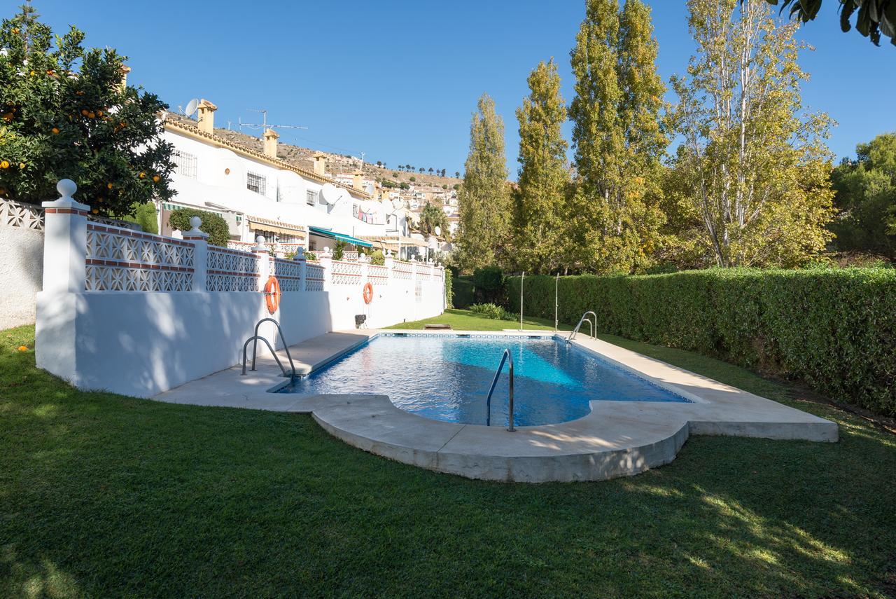 Malagasuite Bungalow Pool Беналмадена Екстериор снимка
